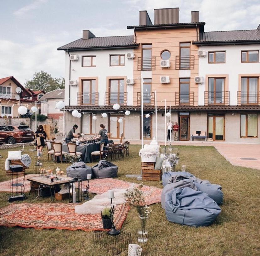 Carpe Diem Chystyliv Exteriér fotografie